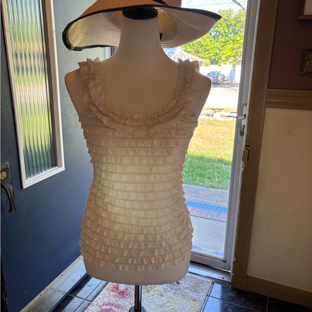 White Ruffled Sleeveless Top size M